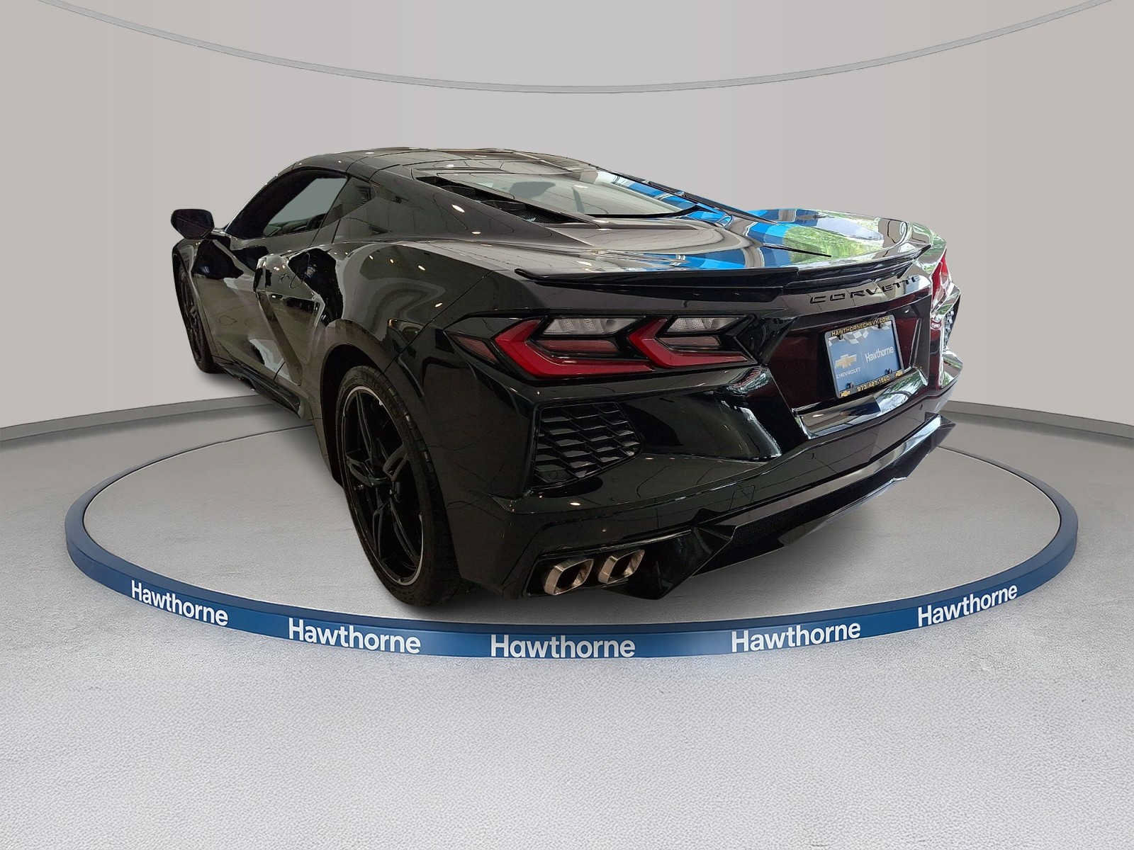 Used 2021 Chevrolet Corvette Stingray Coupe w/ Engine Appearance Package RWD image 4