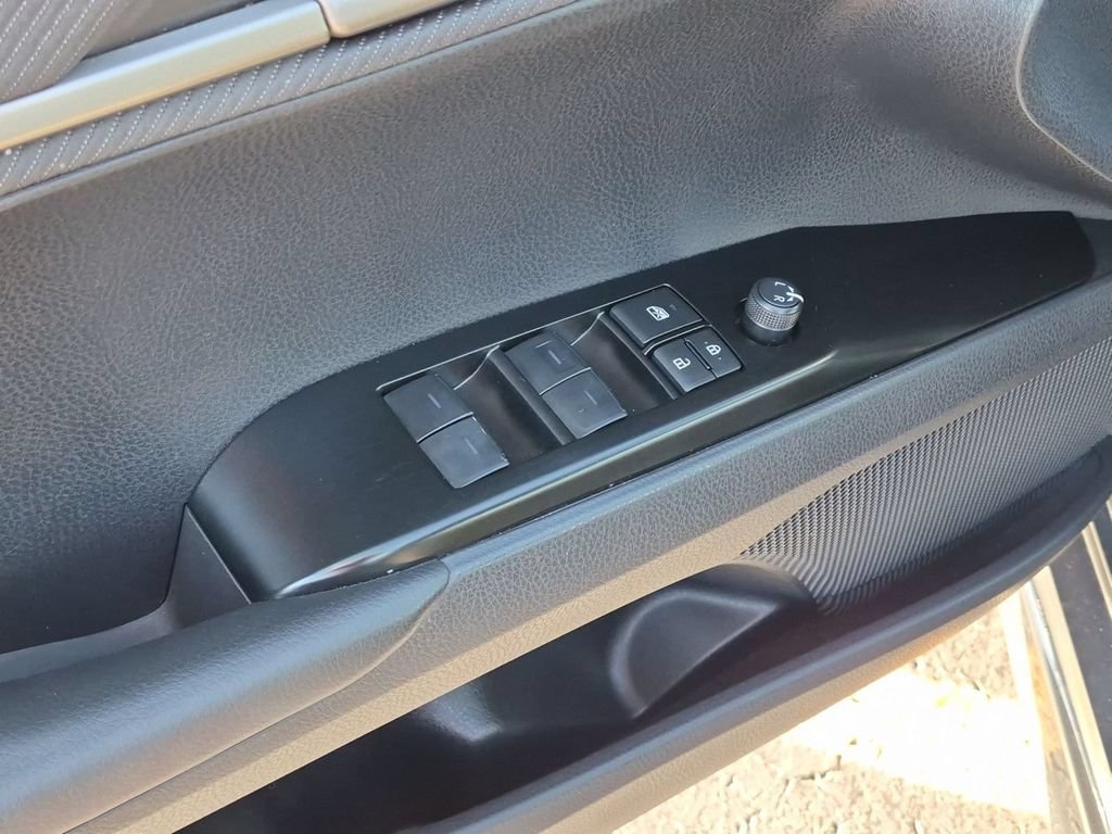 Used 2026 Toyota Camry SE FWD image 13