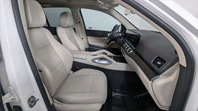 Used 2020 Mercedes-Benz GLE 350 4MATIC w/ Premium Package image 24