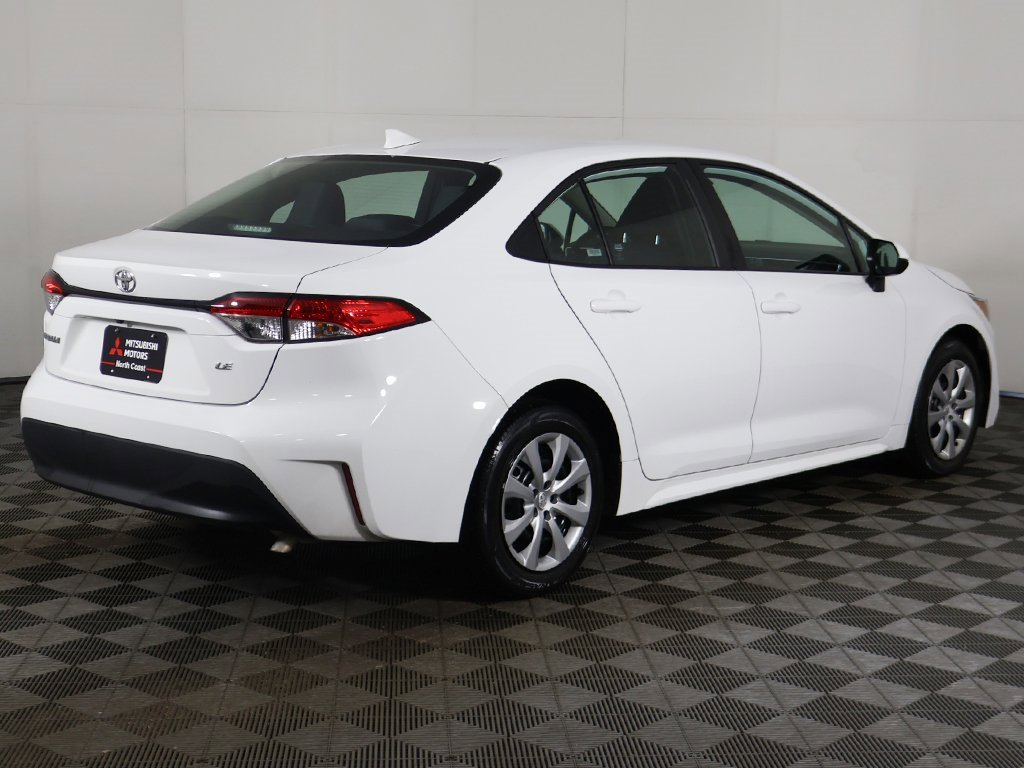 Used 2023 Toyota Corolla LE image 7