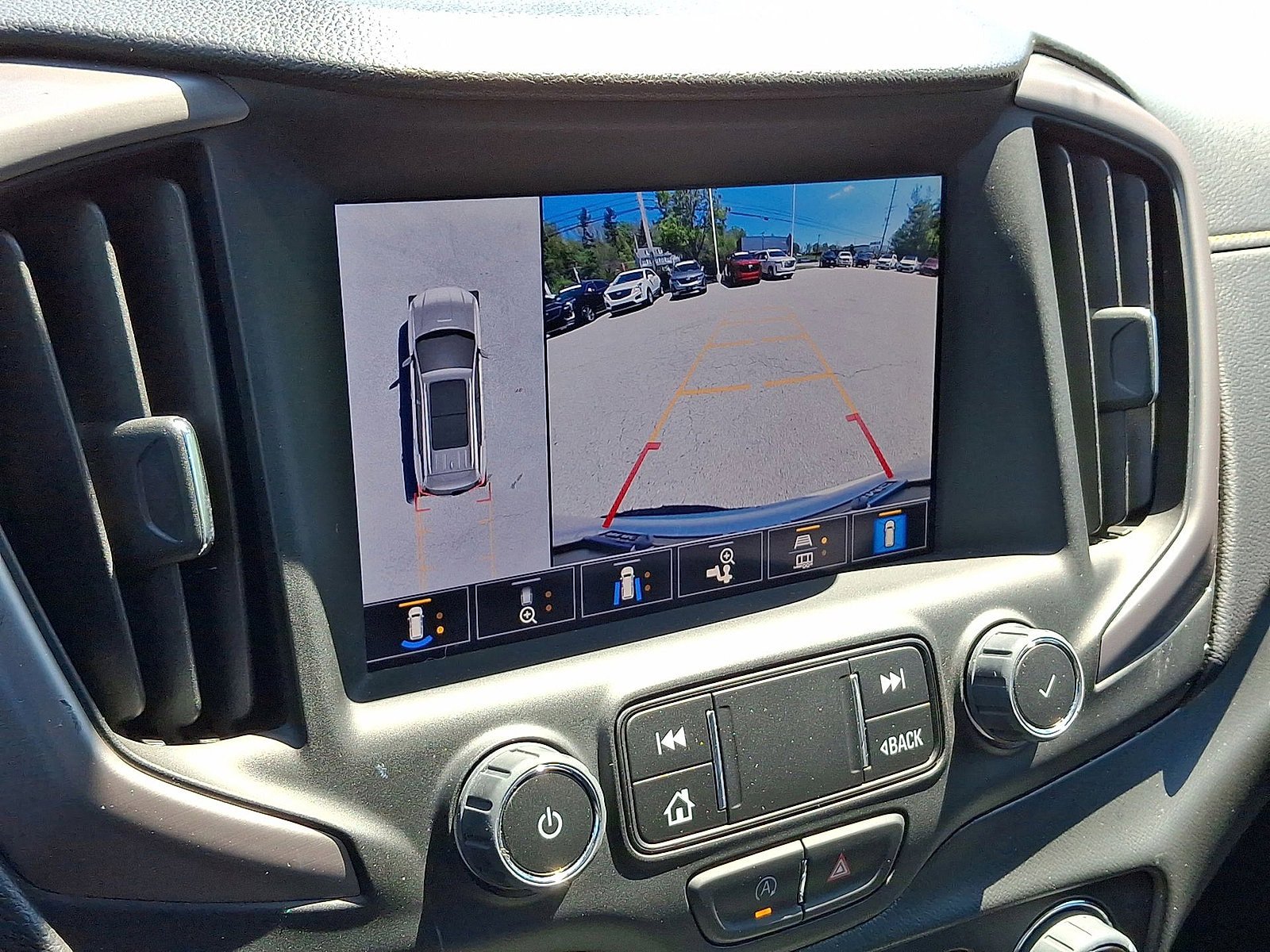 Used 2023 GMC Terrain AT4 w/ Infotainment Package II AWD/4WD image 15