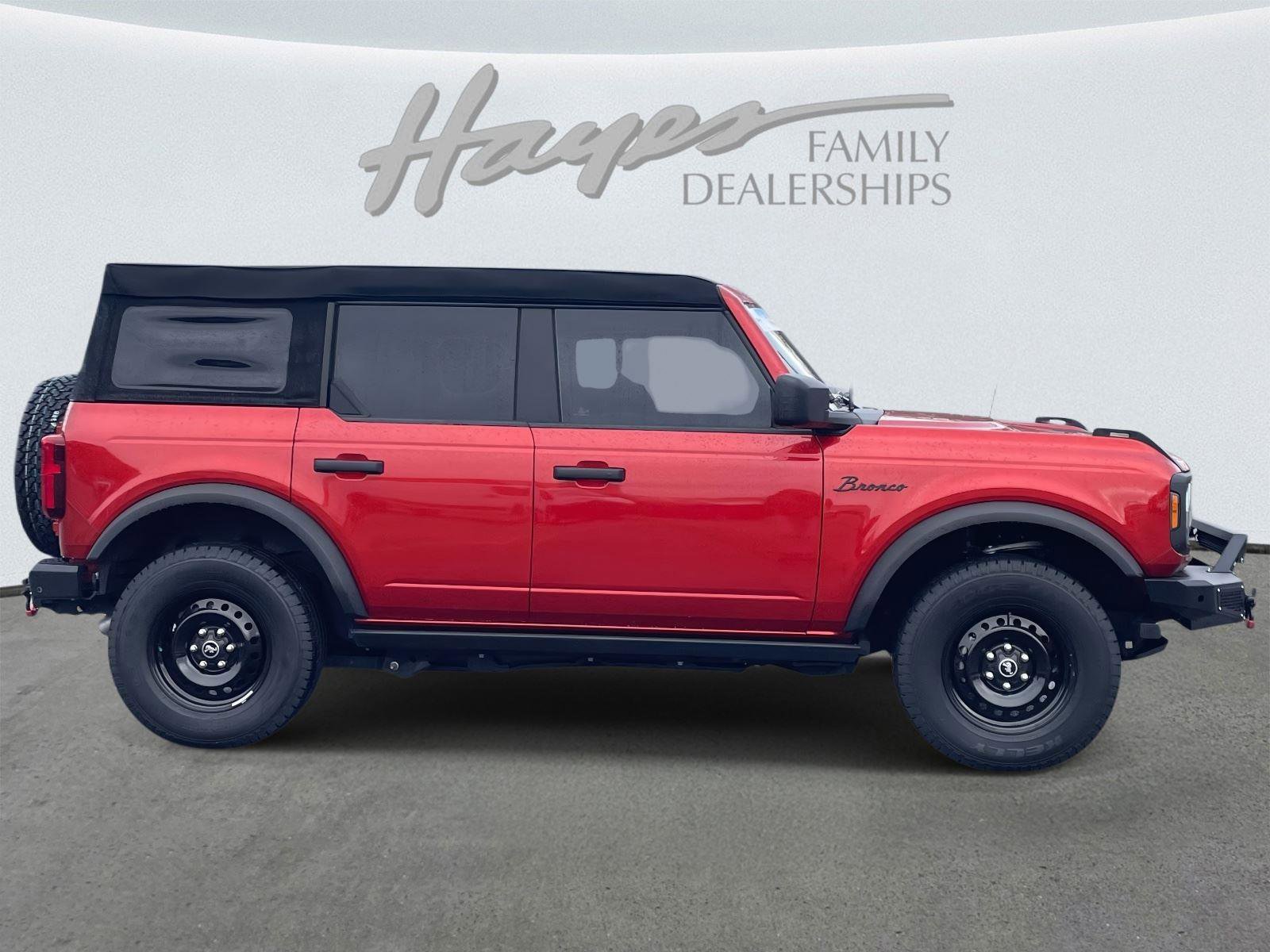 Used 2023 Ford Bronco Black Diamond image 22