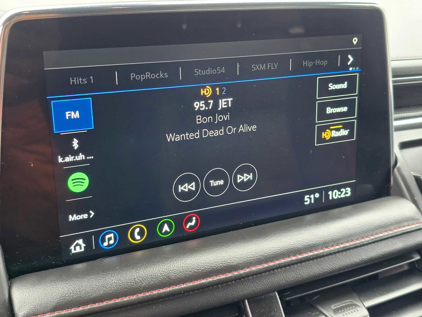 Used 2021 Chevrolet Suburban RST w/ Rear Media and Nav Package image 29