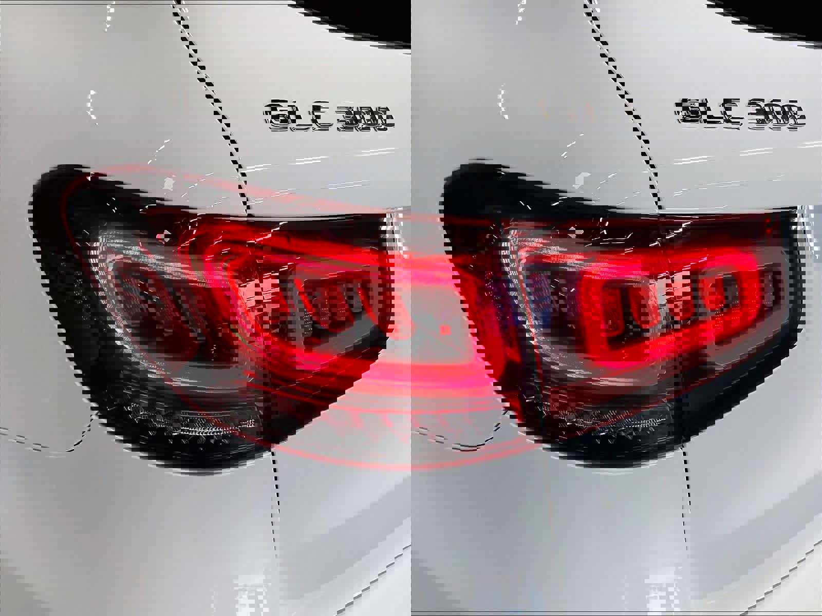 Used 2022 Mercedes-Benz GLC 300 4MATIC image 29