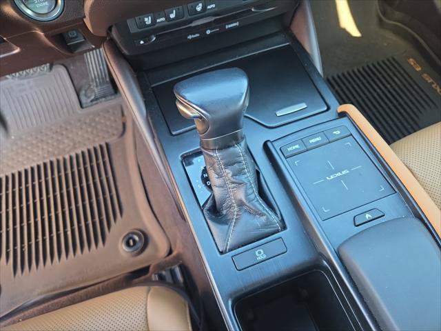 Certified 2021 Lexus ES 350 w/ Premium Package FWD image 30