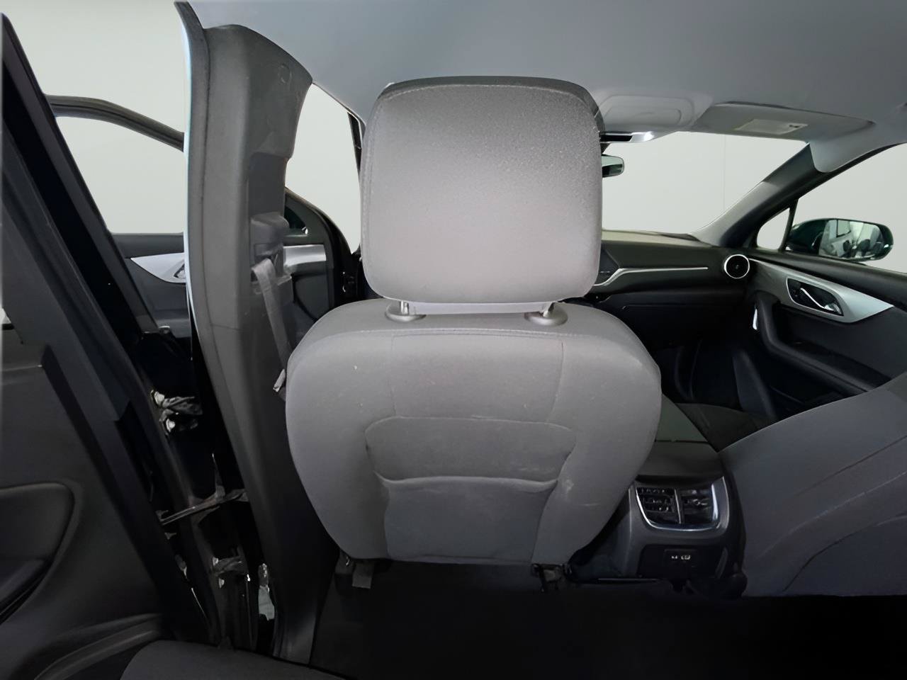 Used 2021 Chevrolet Blazer LT FWD image 39