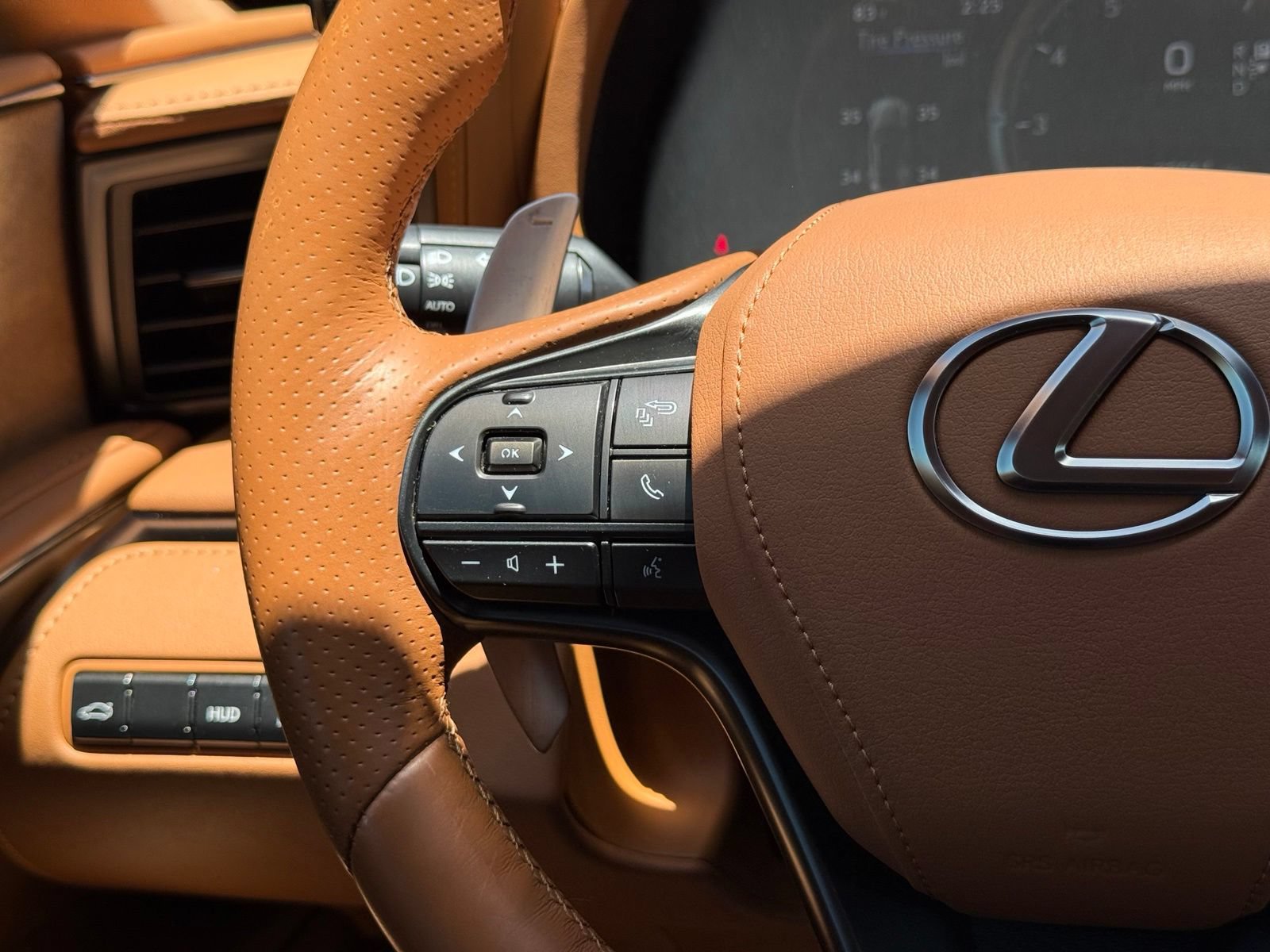 Used 2018 Lexus LC 500 Coupe RWD image 41