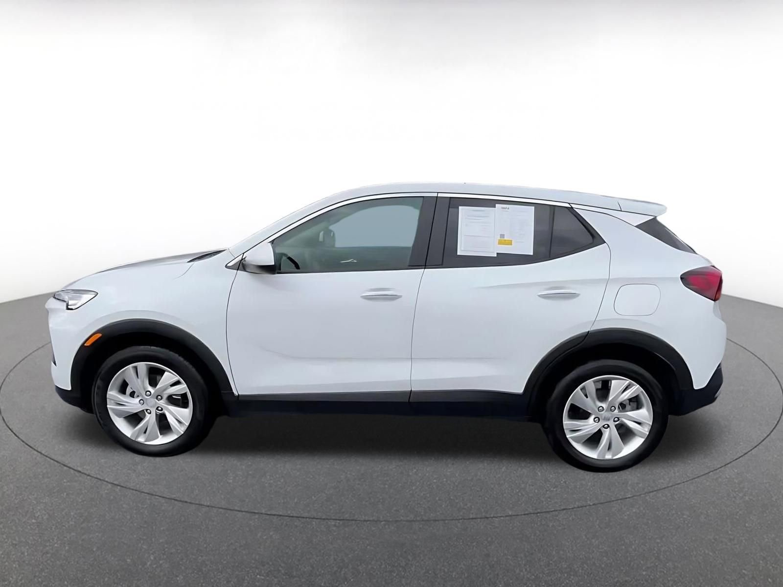 Used 2025 Buick Encore GX Preferred image 9