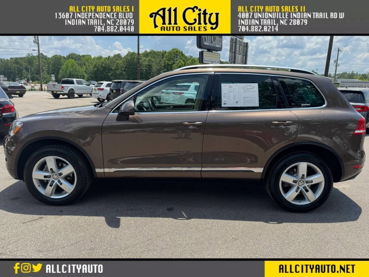 Used 2014 Volkswagen Touareg TDI AWD/4WD image 4