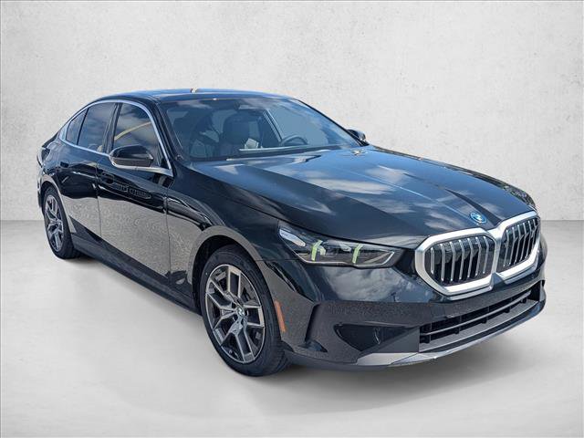 New 2026 BMW i5 eDrive40 w/ Convenience Package image 6
