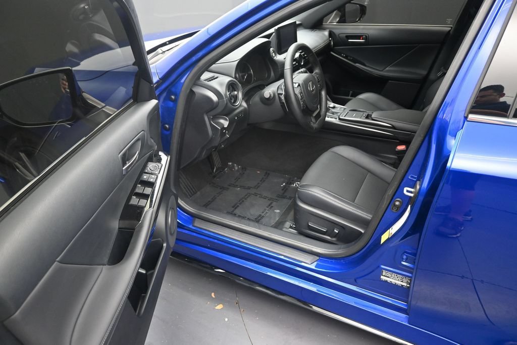 Used 2025 Lexus IS 350 F Sport w/ Accessory Package RWD image 16