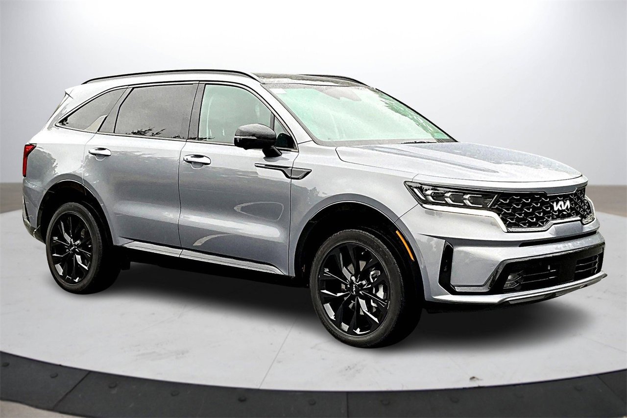 Used 2023 Kia Sorento SX