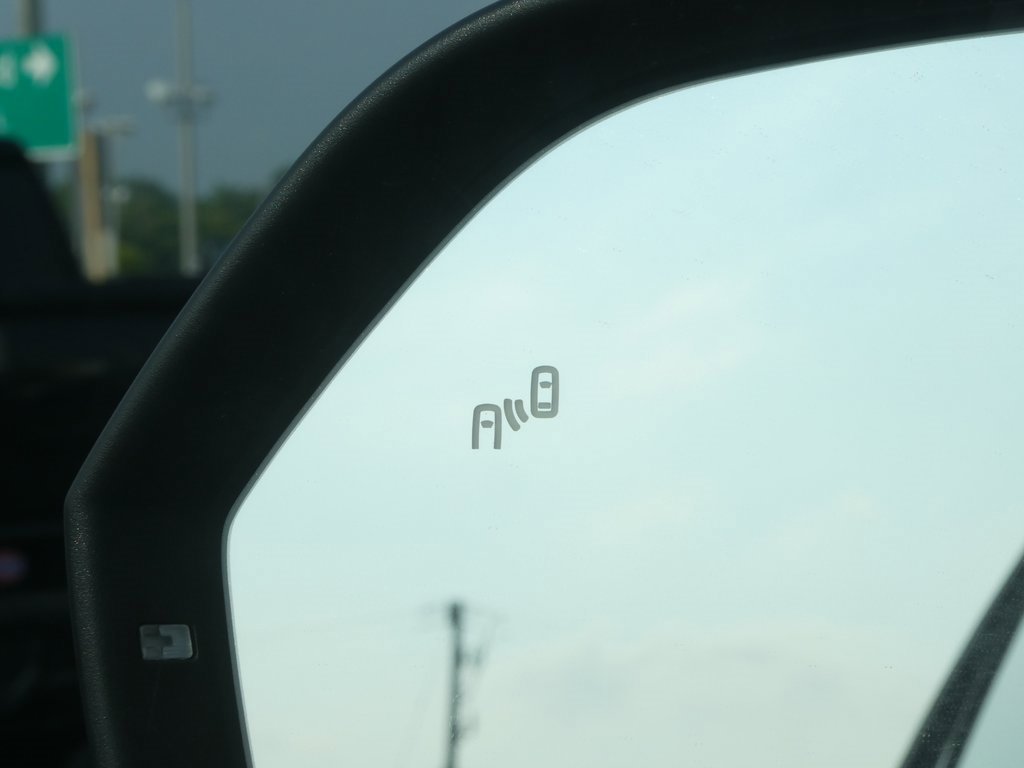 New 2025 Volkswagen Atlas Cross Sport SE image 10