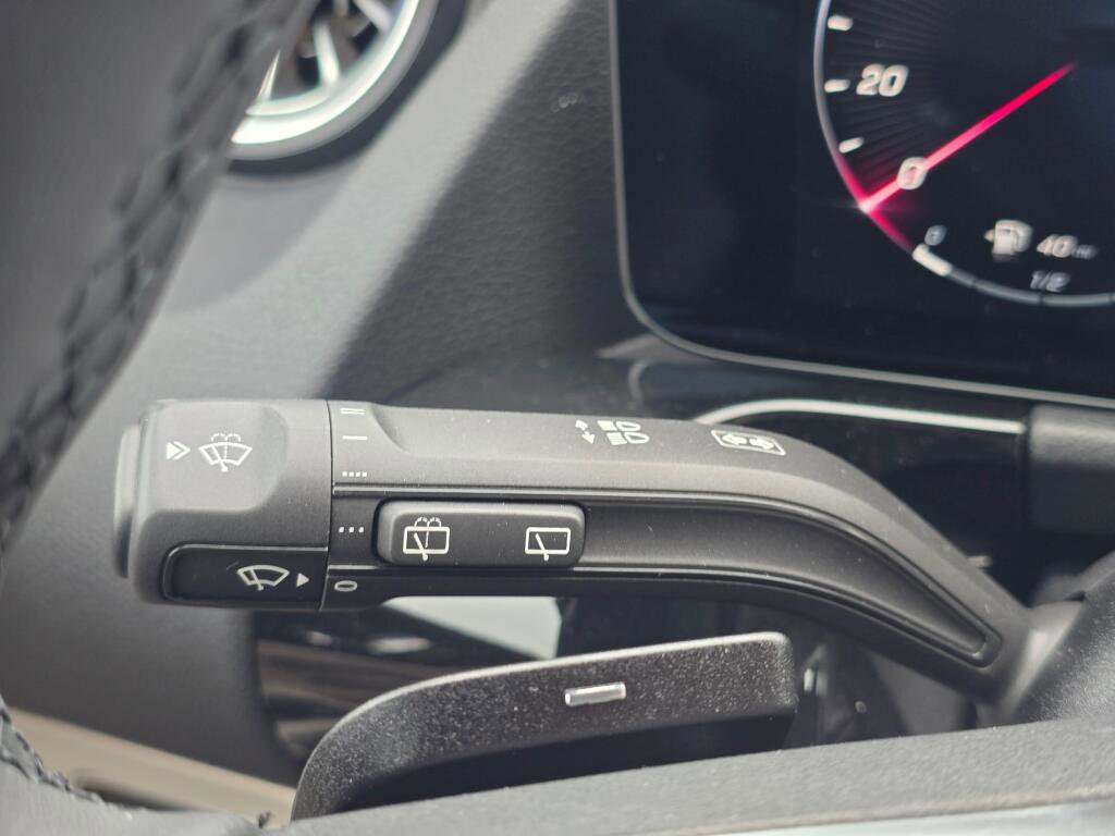New 2026 Mercedes-Benz GLA 250 4MATIC image 38