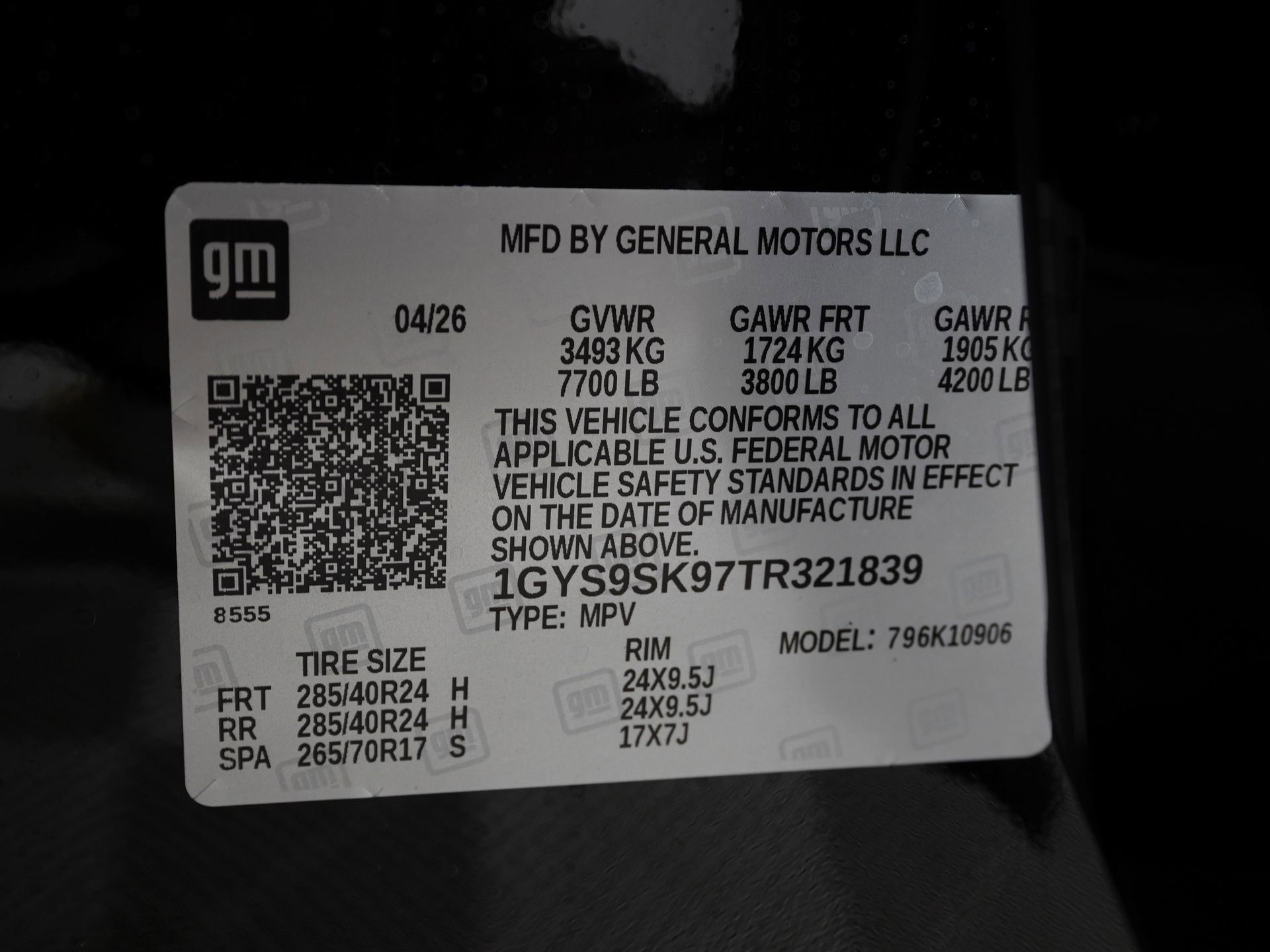 Used 2026 Cadillac Escalade ESV V w/ LPO, ONYX Package AWD/4WD image 41