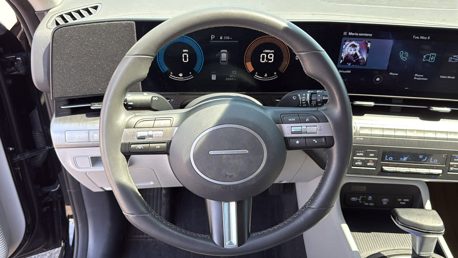 Used 2024 Hyundai Kona SEL AWD/4WD image 11
