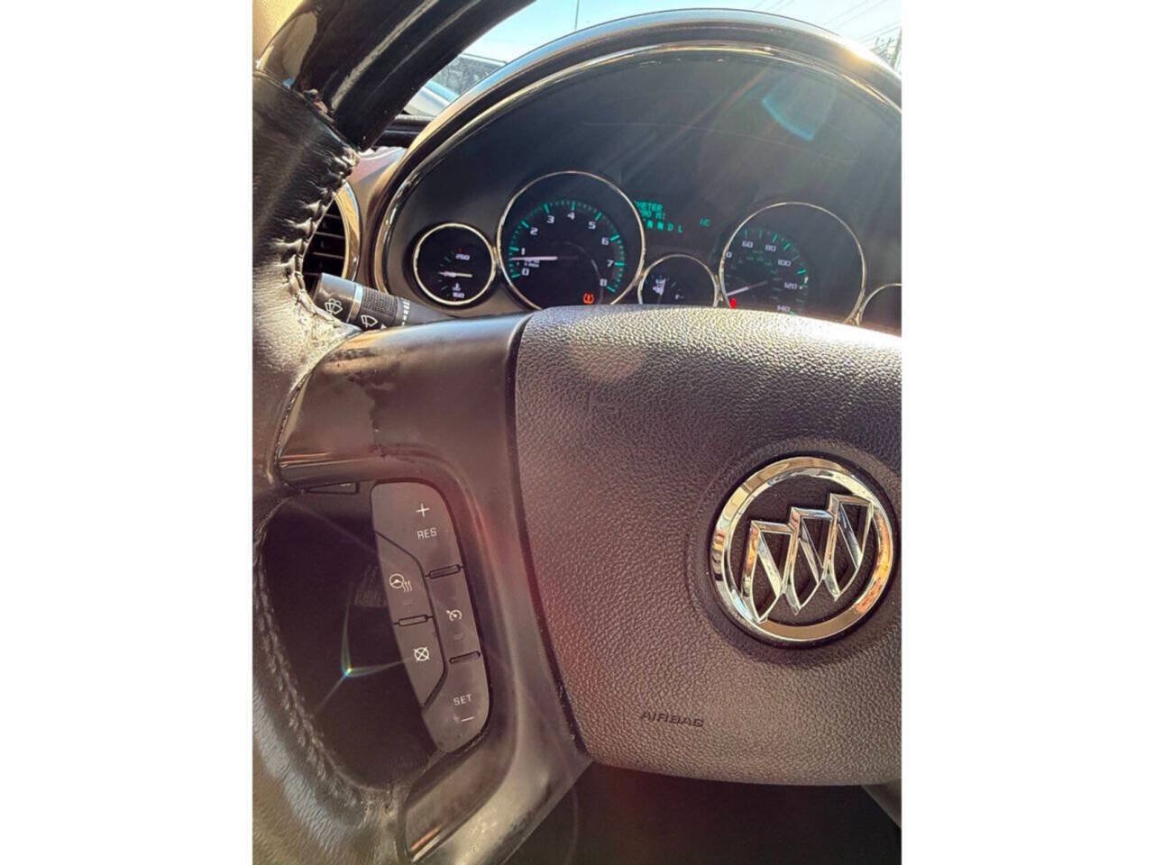 Used 2015 Buick Enclave Leather FWD image 22