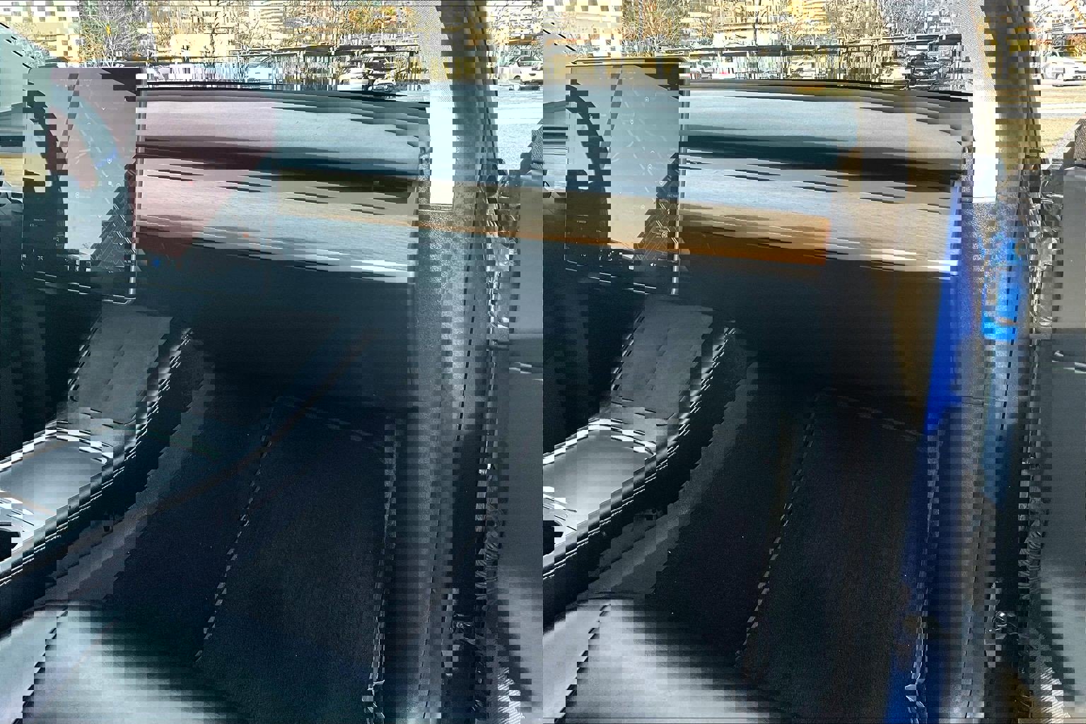 Used 2021 Tesla Model Y Long Range image 14