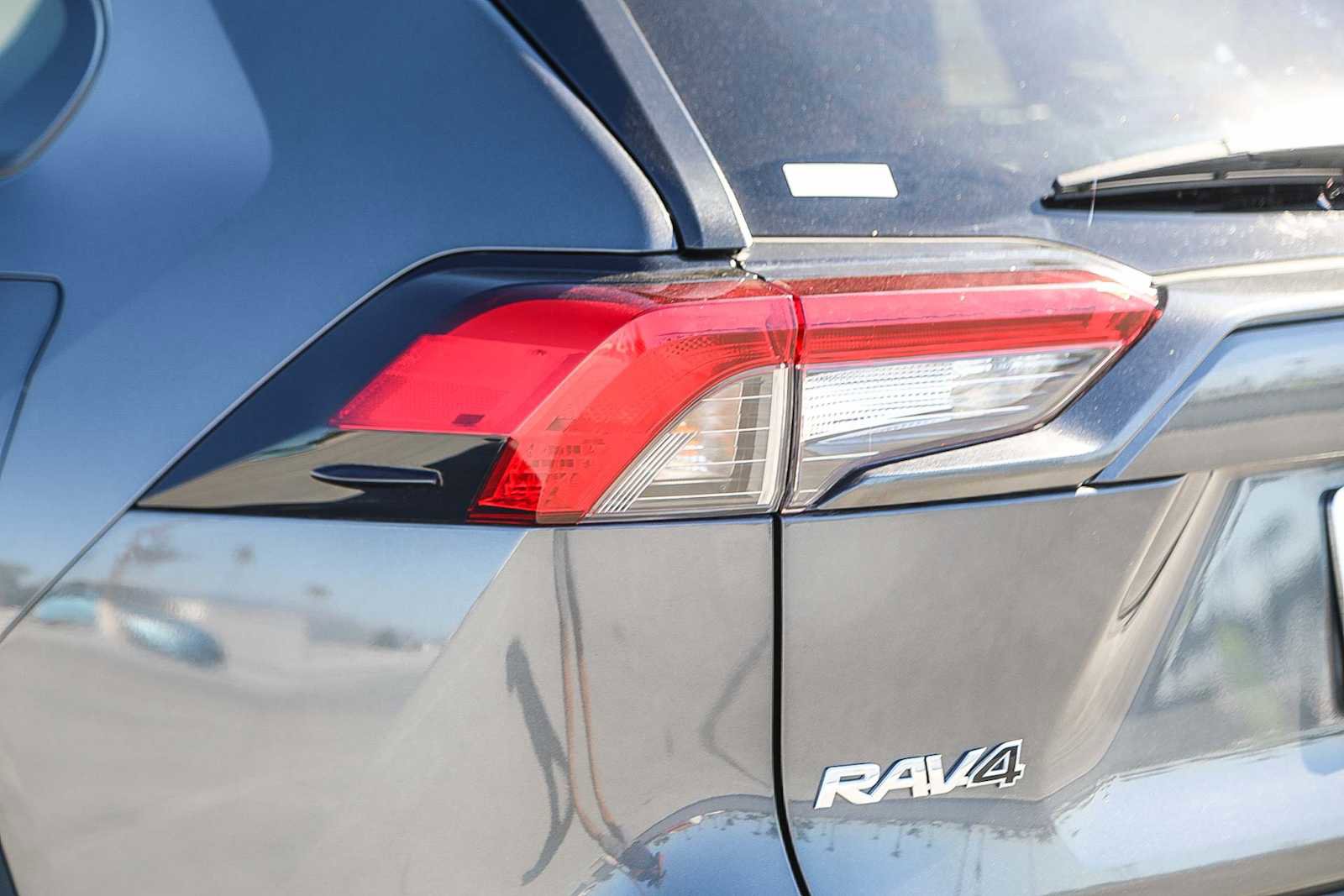 Certified 2022 Toyota RAV4 LE image 10