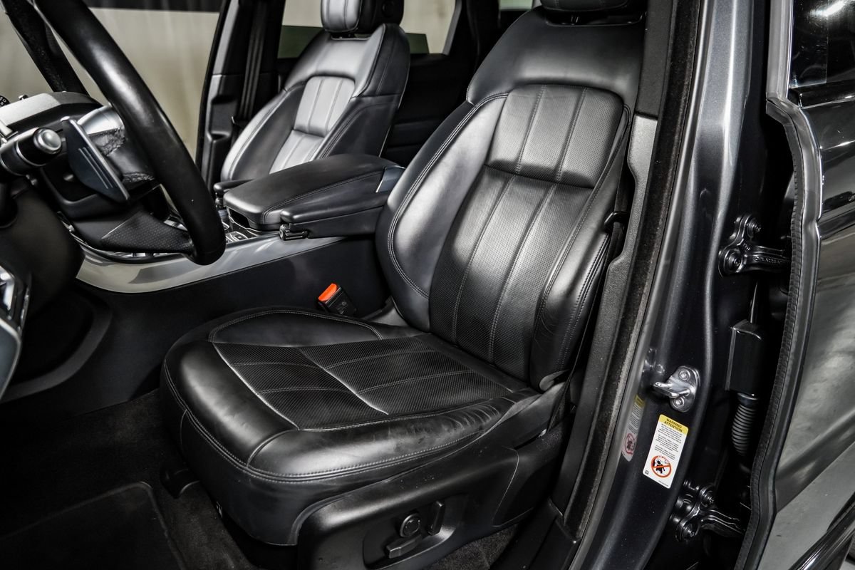 Used 2019 Land Rover Range Rover Sport Supercharged AWD/4WD image 28