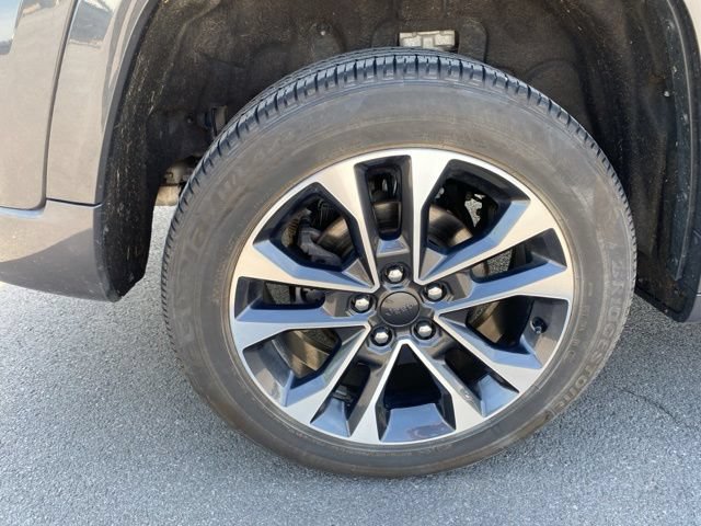 Used 2024 Jeep Grand Cherokee Overland w/ Adv Protech Group III AWD/4WD image 28