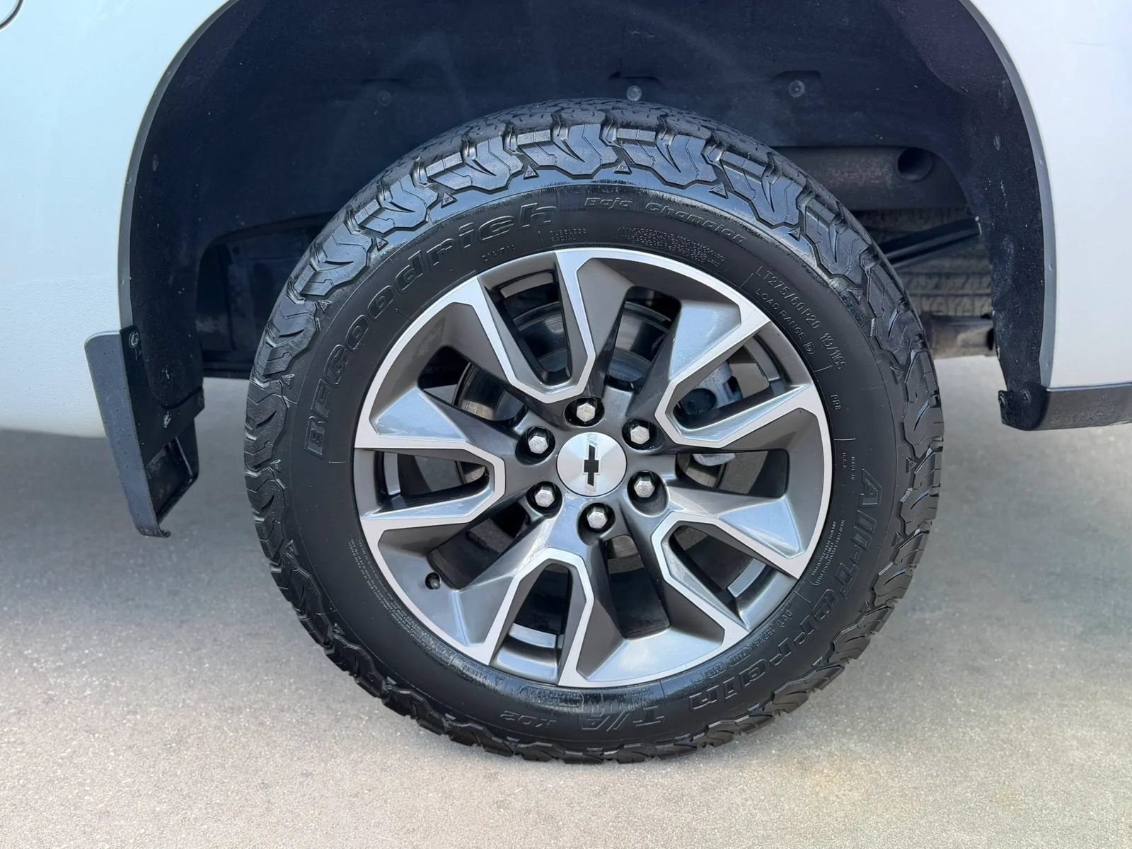 Used 2022 Chevrolet Silverado 1500 RST AWD/4WD image 14