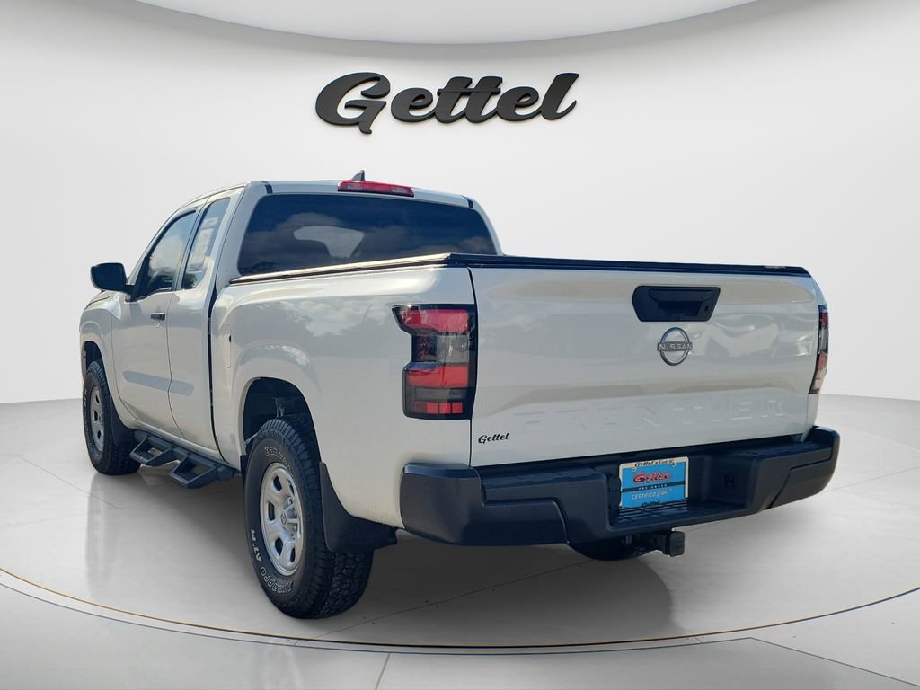 Used 2024 Nissan Frontier S w/ S Utility Package RWD image 7