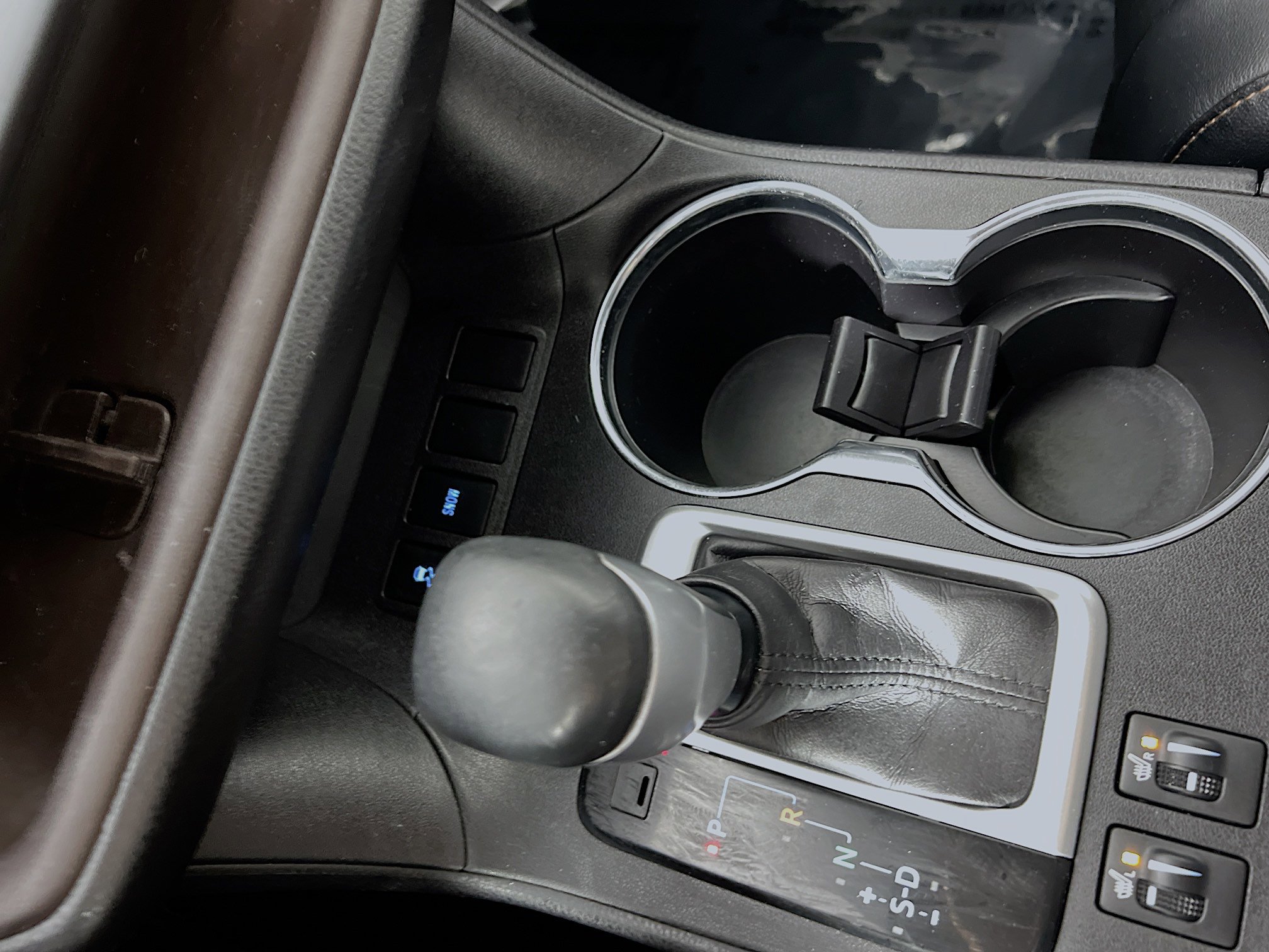 Used 2017 Toyota Highlander XLE image 25