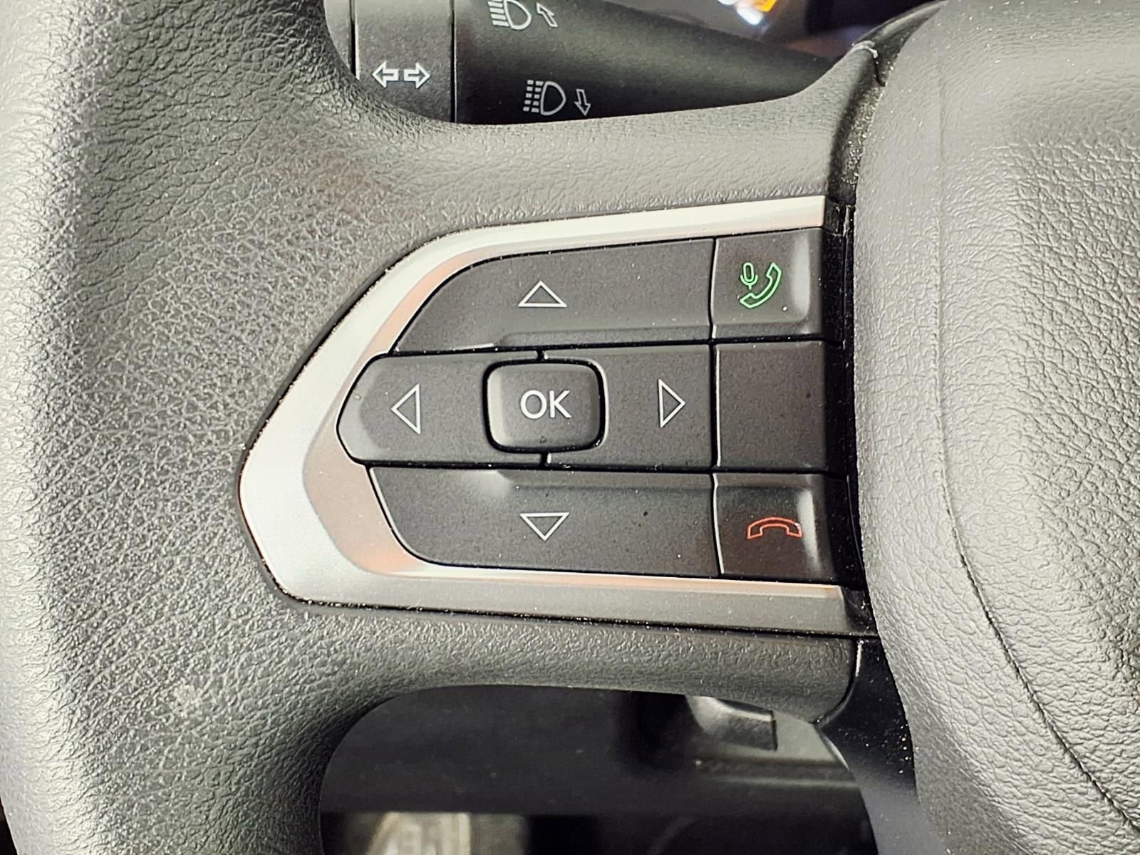 Used 2023 Jeep Compass Sport image 16