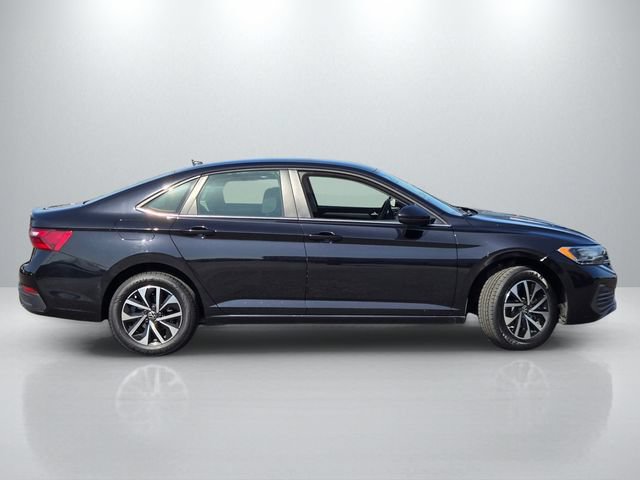 Used 2024 Volkswagen Jetta S FWD image 3