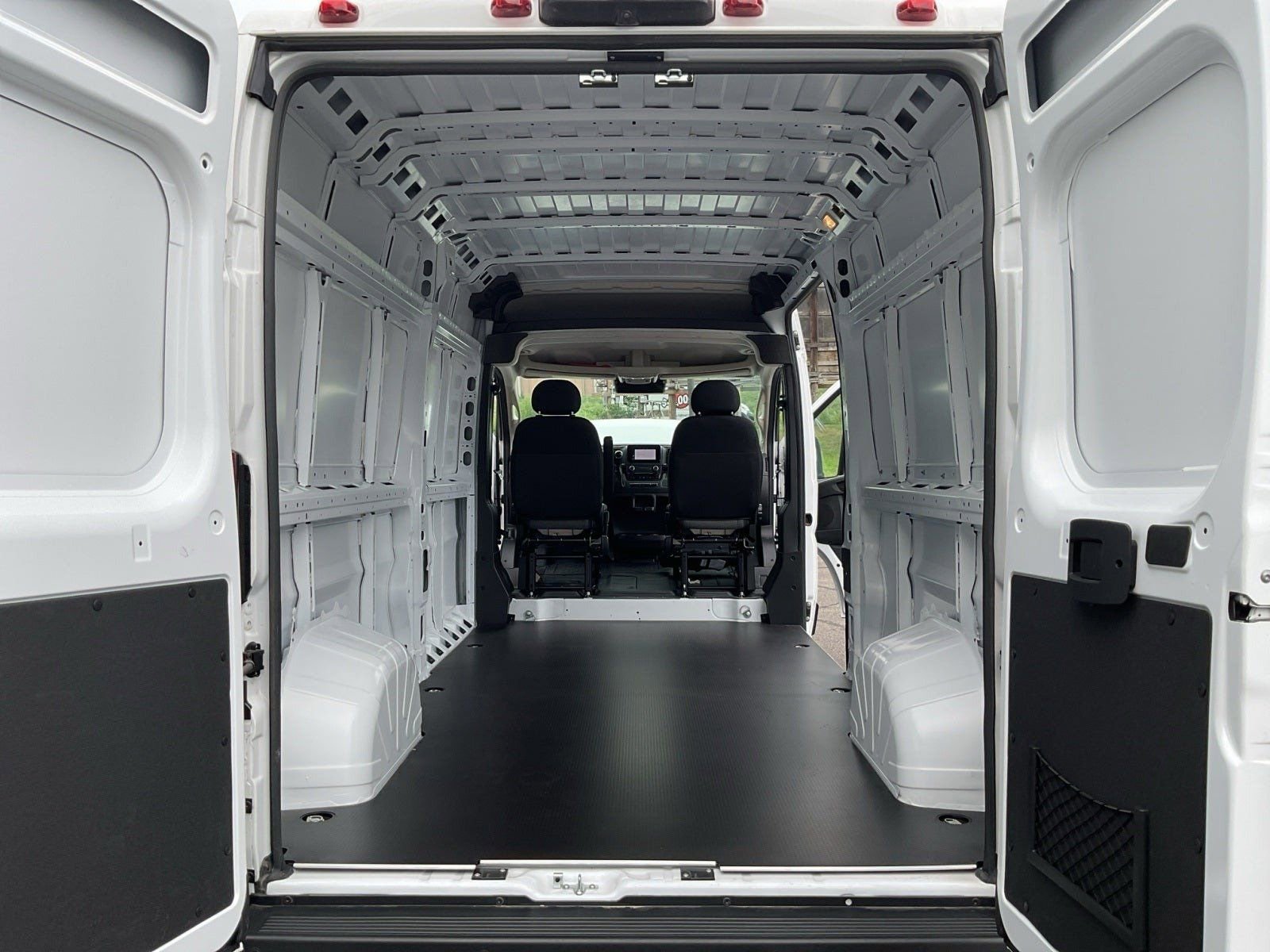 New 2024 RAM ProMaster 2500 w/ Storage Group image 29