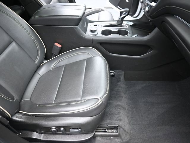Used 2023 Chevrolet Traverse Premier image 29