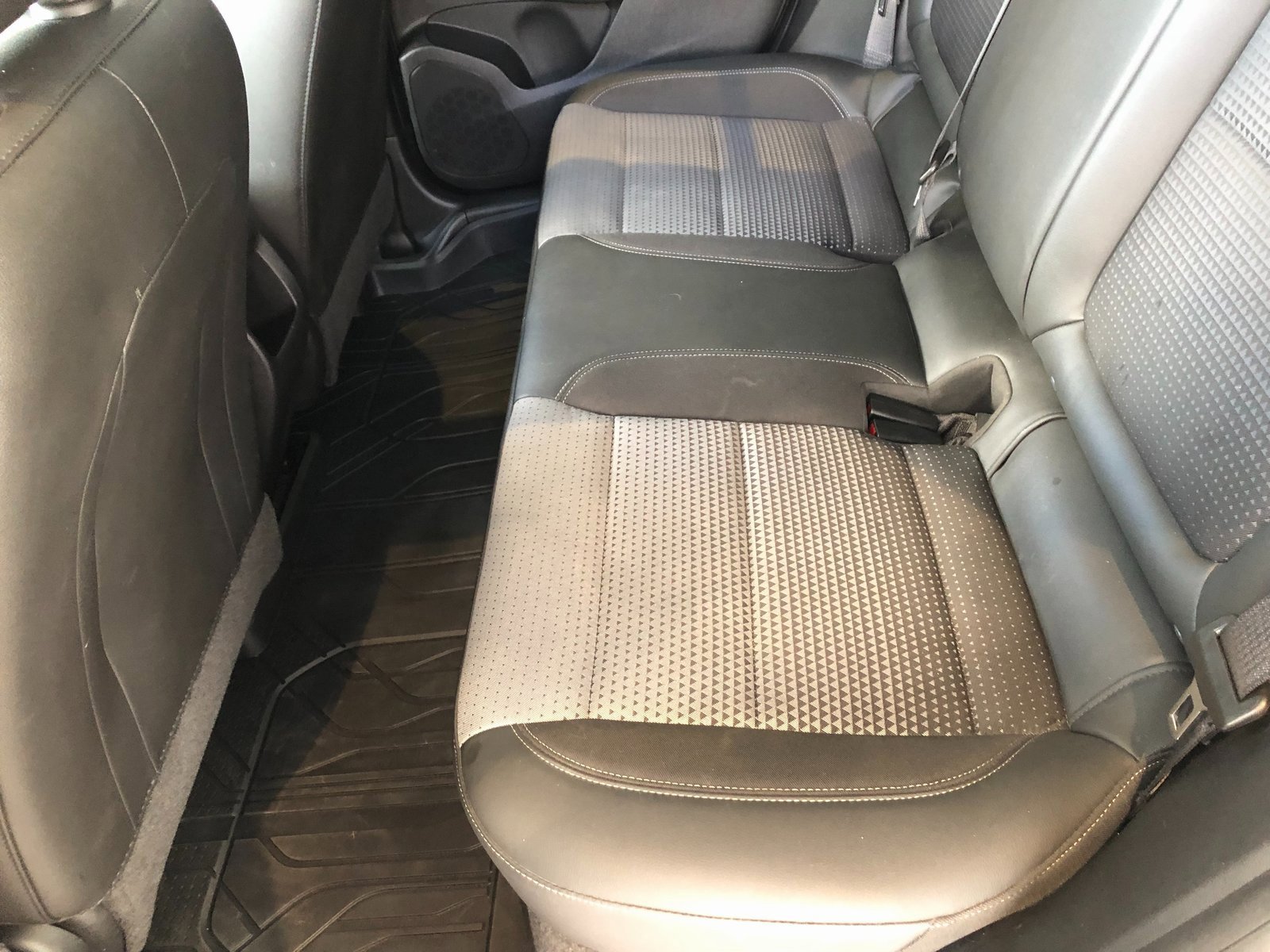 Used 2024 Chevrolet Trax LT w/ Sunroof Package image 11