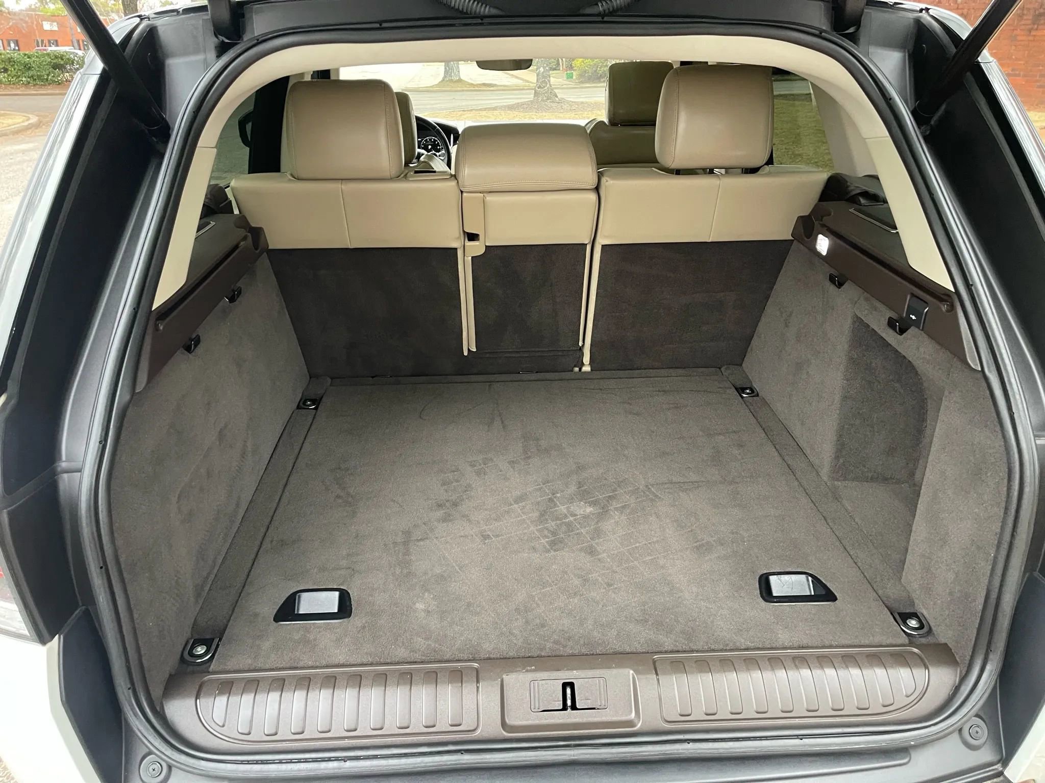 Used 2017 Land Rover Range Rover Sport Supercharged image 15