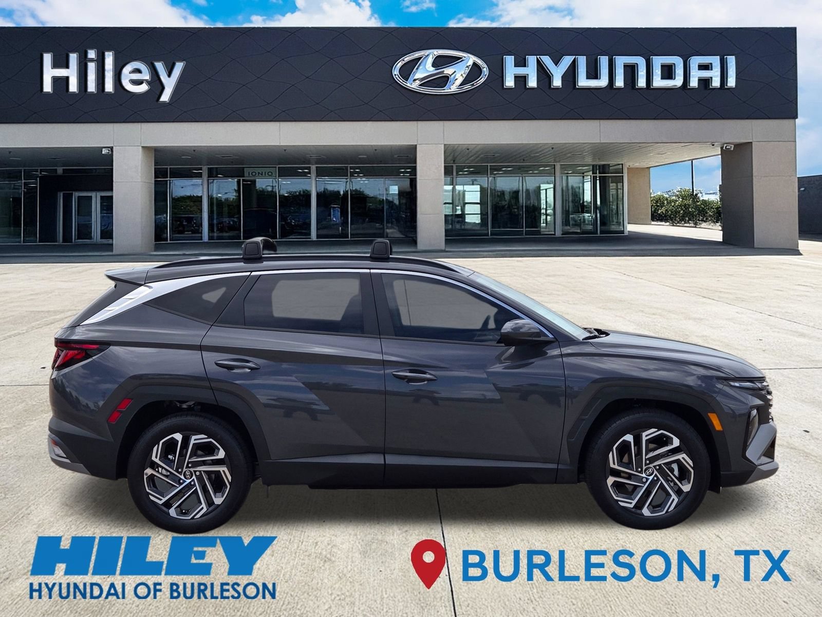 New 2026 Hyundai Tucson SEL Plus FWD image 3