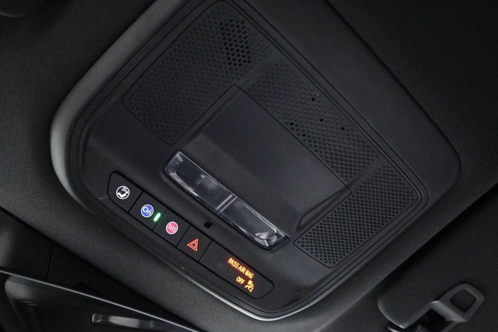 Used 2026 Chevrolet Equinox EV LT FWD image 28