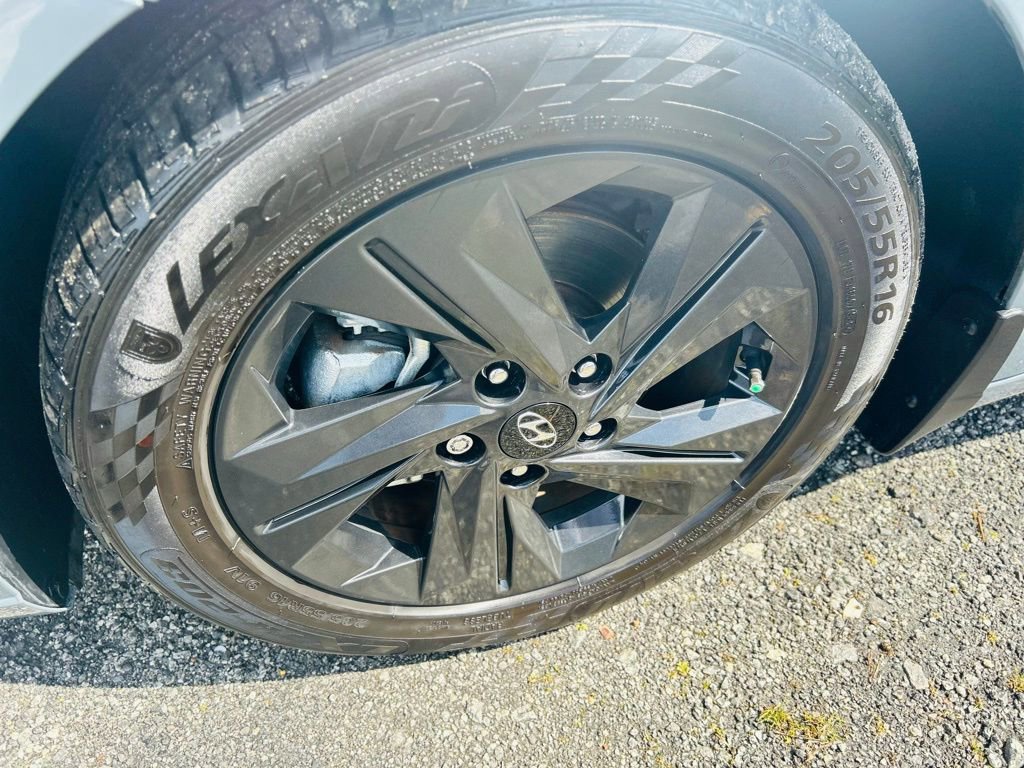 Used 2021 Hyundai Elantra SEL w/ Cargo Package image 12