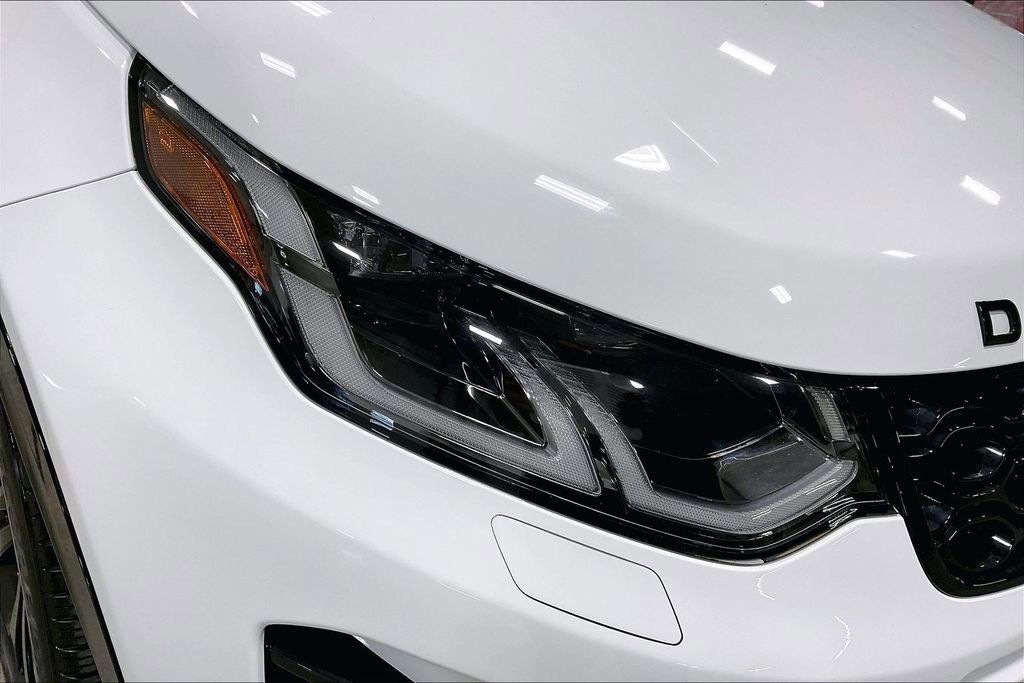 Certified 2024 Land Rover Discovery Sport Dynamic SE AWD/4WD image 32