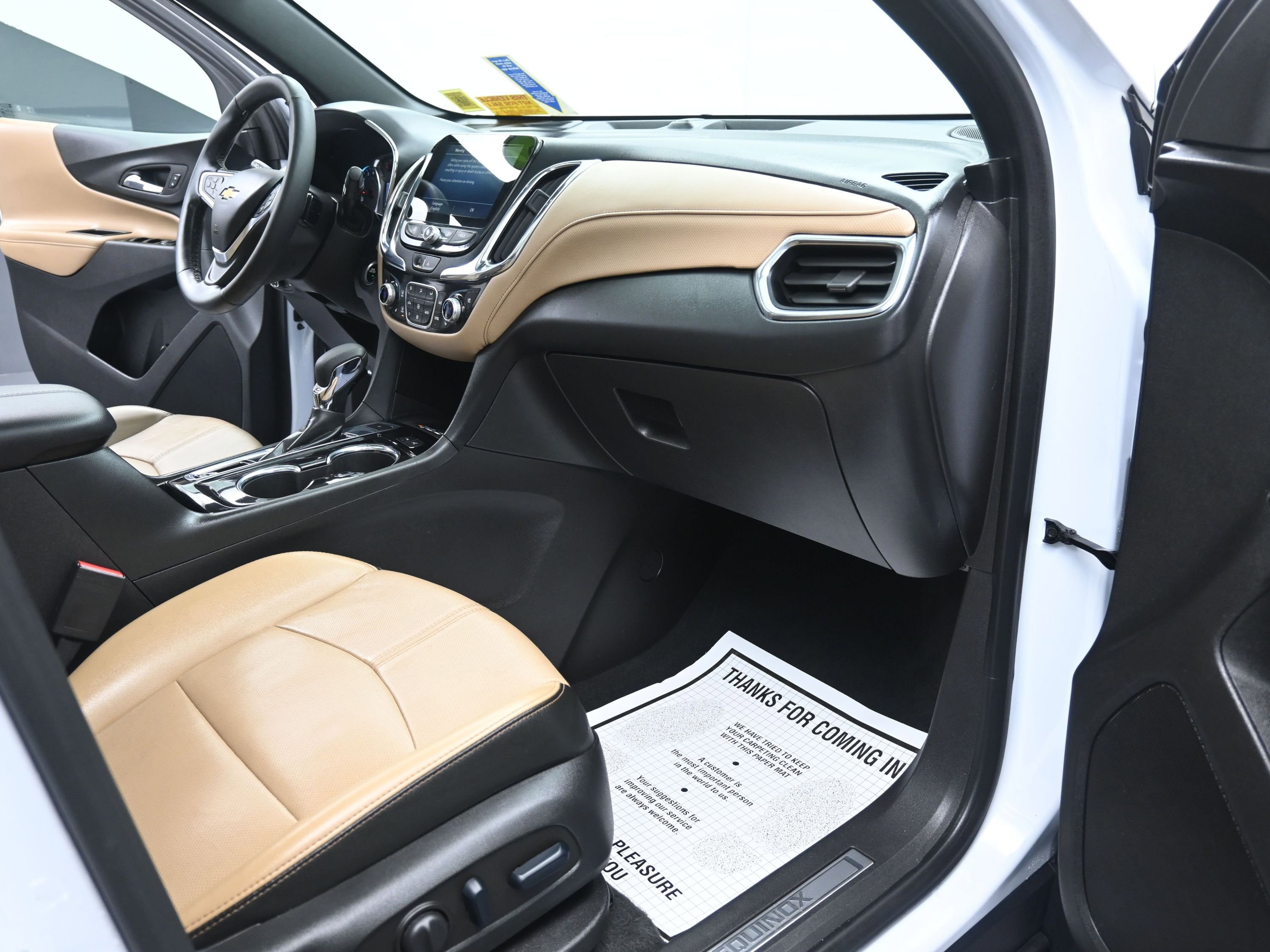 Used 2023 Chevrolet Equinox Premier image 29