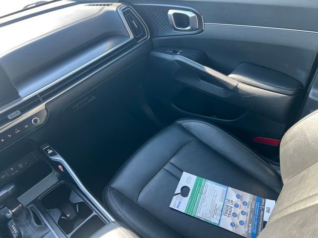 Certified 2024 Kia Sorento S image 9