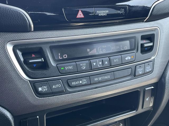 Used 2023 Honda Ridgeline RTL-E image 32