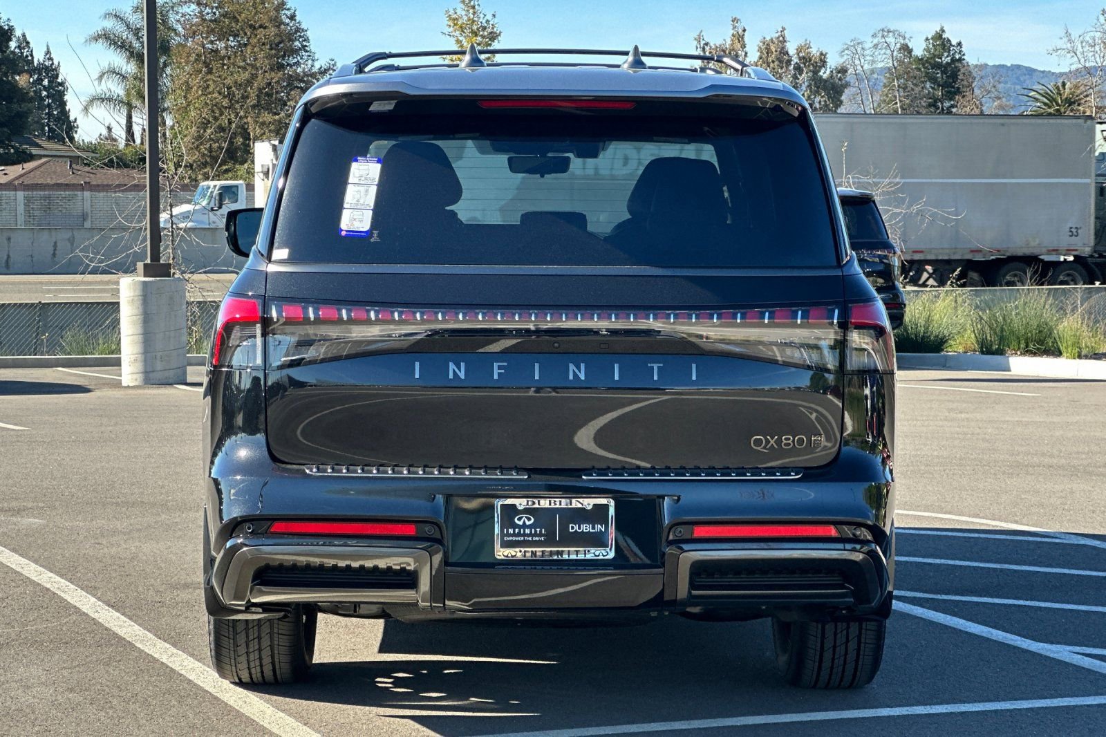 New 2026 INFINITI QX80 Autograph image 4