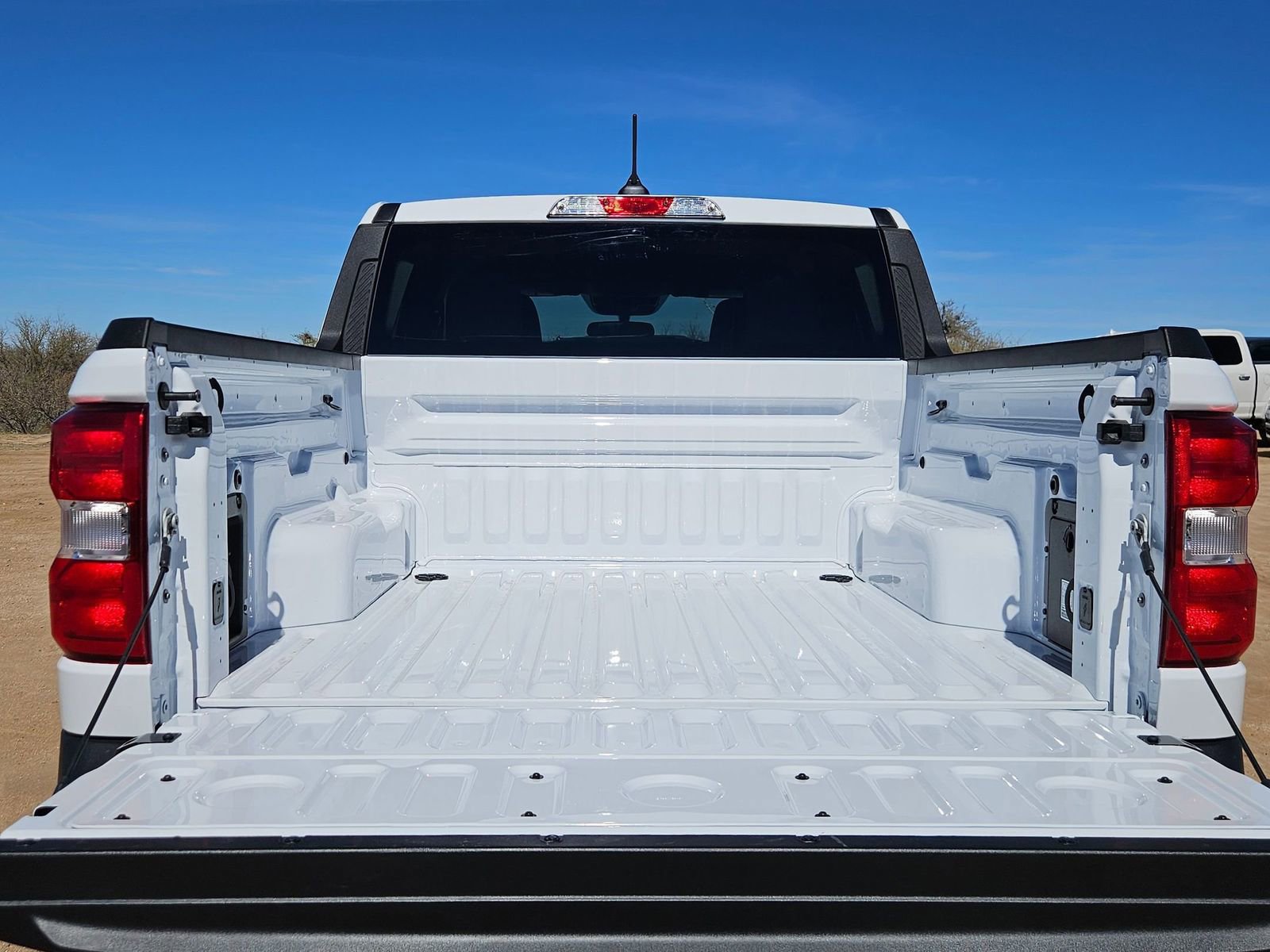 New 2026 Ford Maverick XLT w/ XLT Luxury Package AWD/4WD image 6