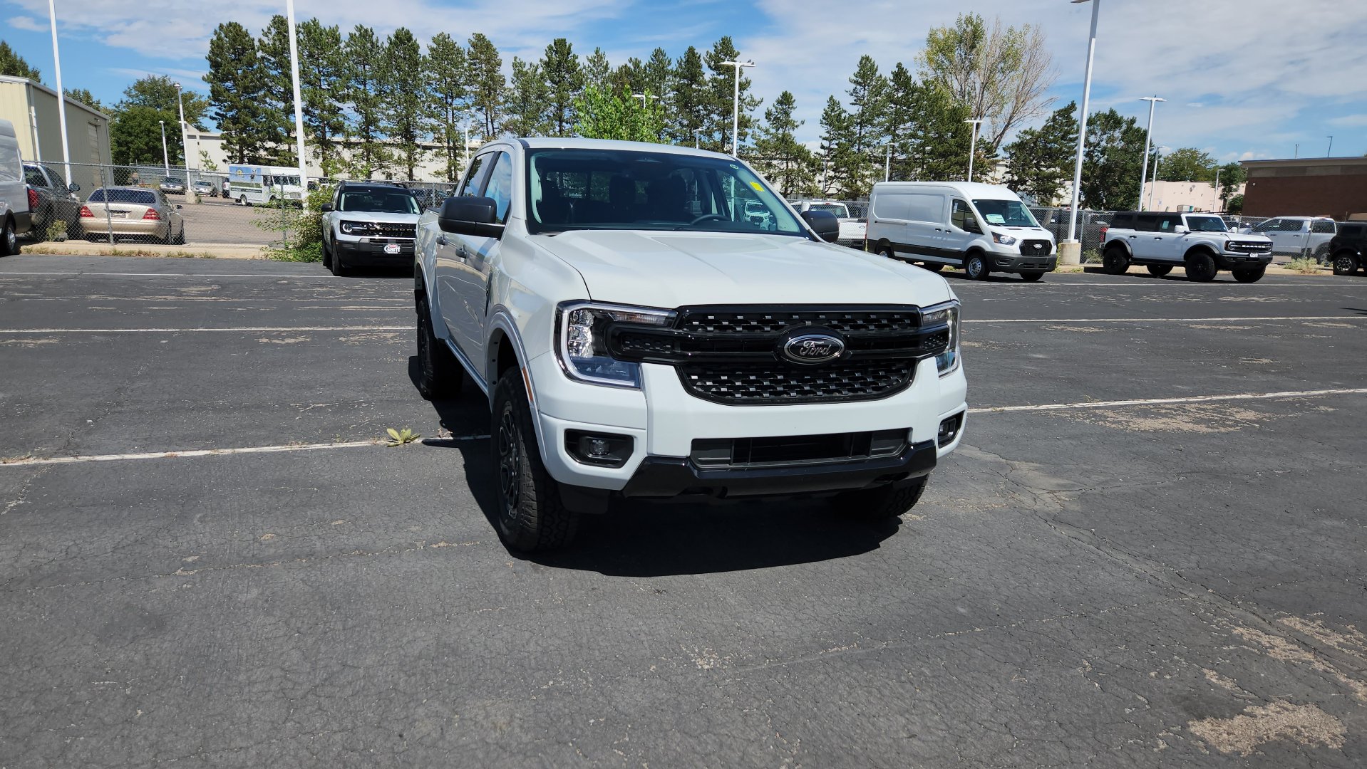 New 2026 Ford Ranger XLT w/ Equipment Group 301A High AWD/4WD image 9