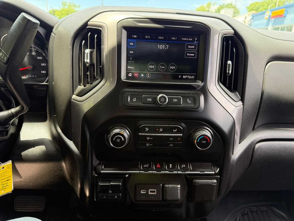 Used 2021 Chevrolet Silverado 2500 W/T AWD/4WD image 14