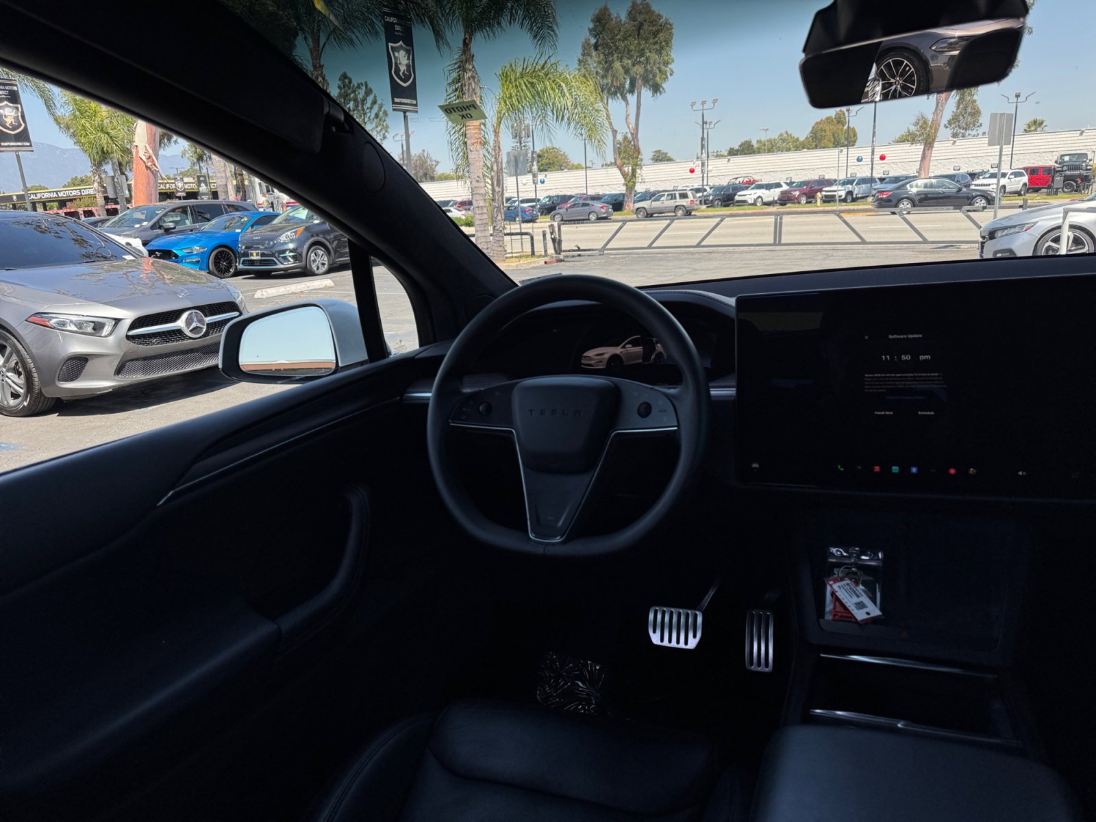 Used 2024 Tesla Model X AWD/4WD image 17