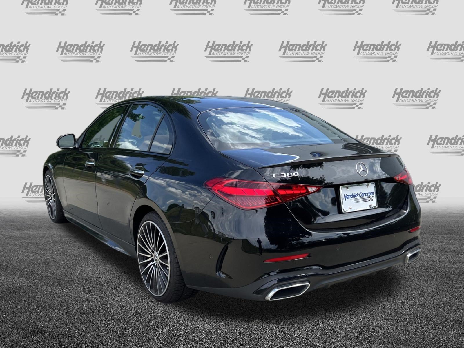 Used 2023 Mercedes-Benz C 300 Sedan image 8