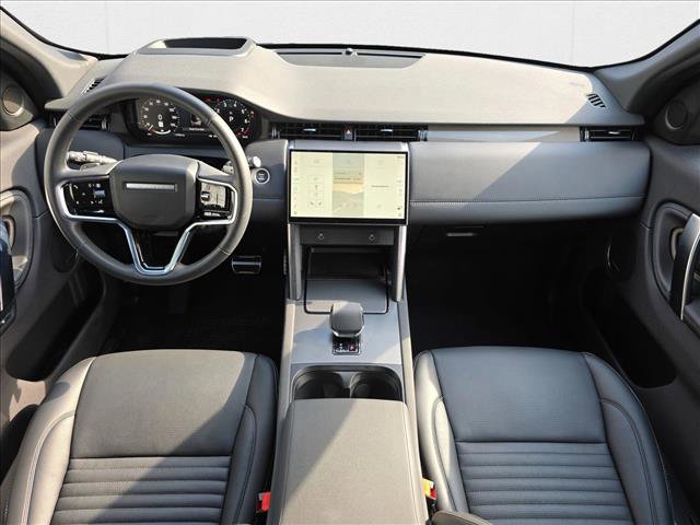 Certified 2024 Land Rover Discovery Sport Dynamic SE image 9
