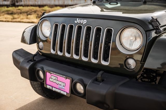 Used 2016 Jeep Wrangler Unlimited Sahara w/ Max Tow Package image 20