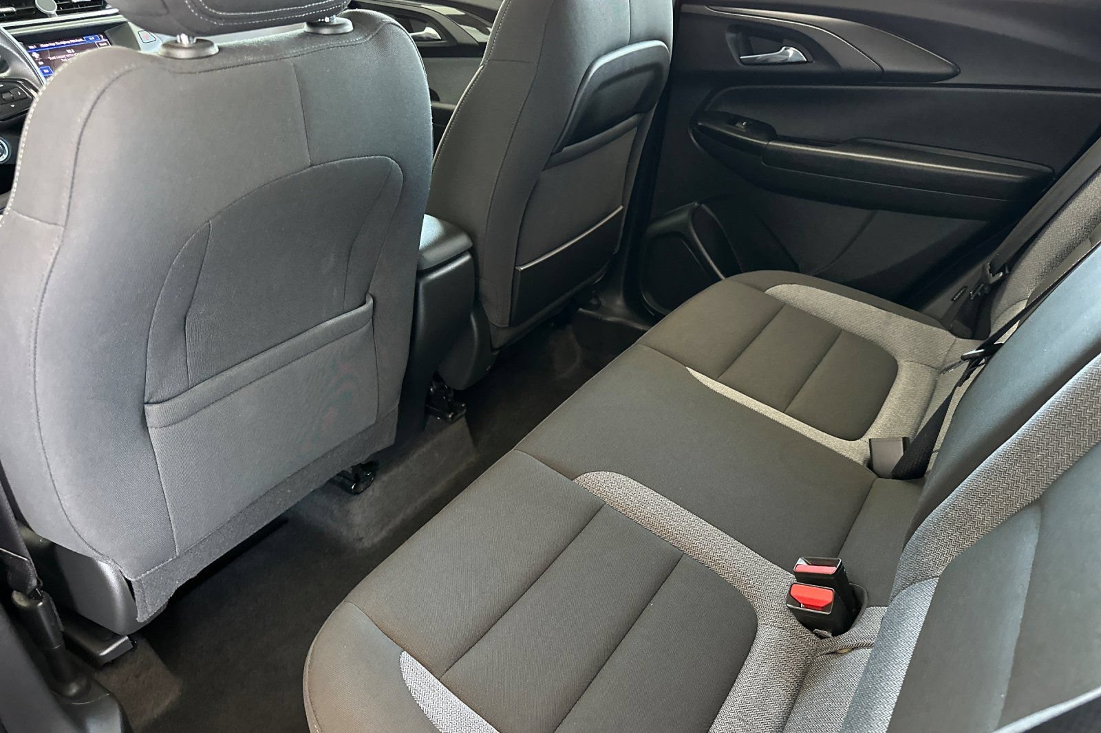 Used 2023 Chevrolet TrailBlazer LT FWD image 14